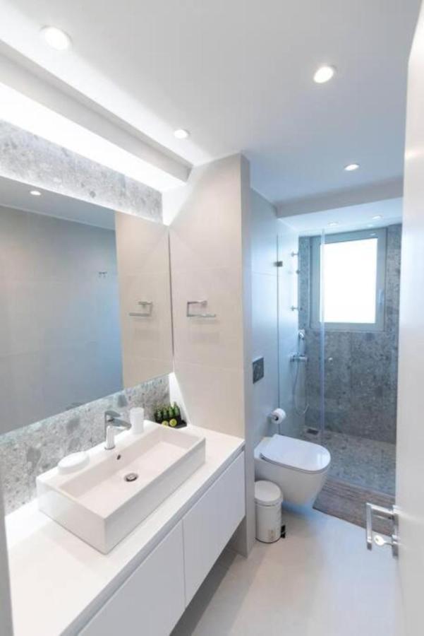Bright Apartment In The New Building Athena Bagian luar foto